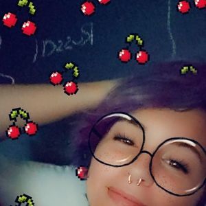 Meet your Posher, Phoebe